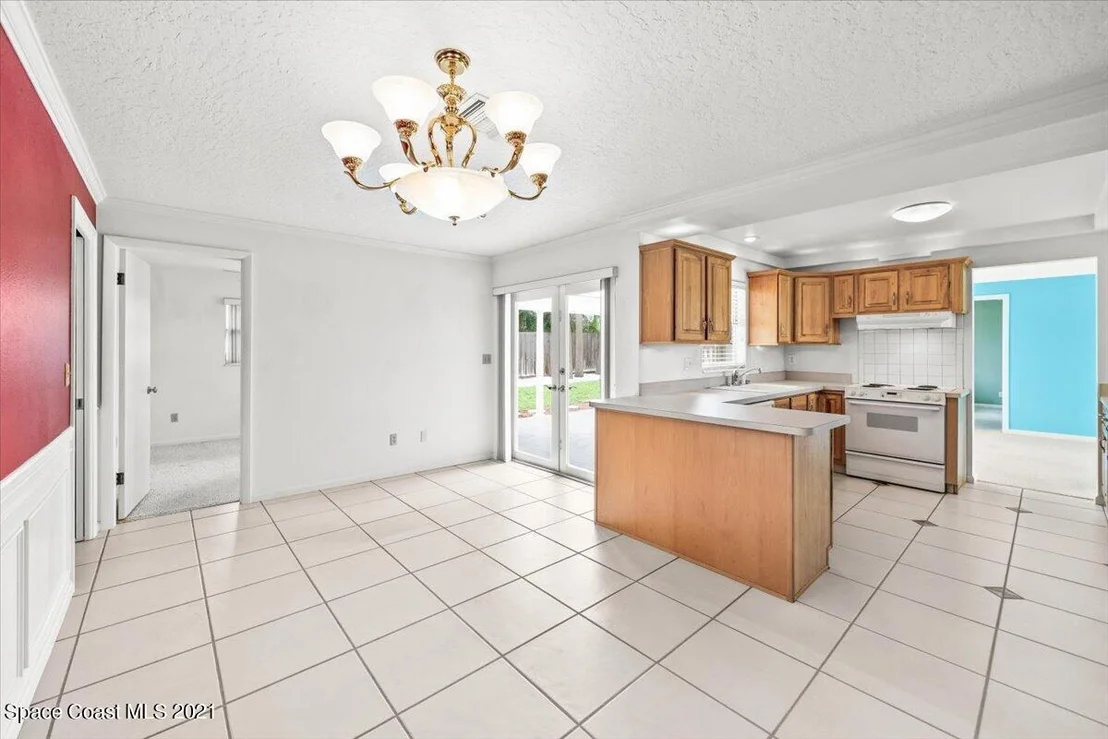 Photo of 320 Bahama Drive