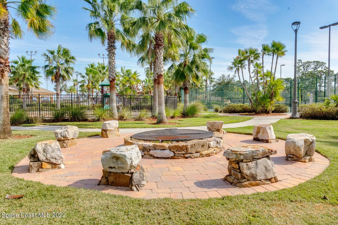 Photo of 4529 Alligator Flag Circle