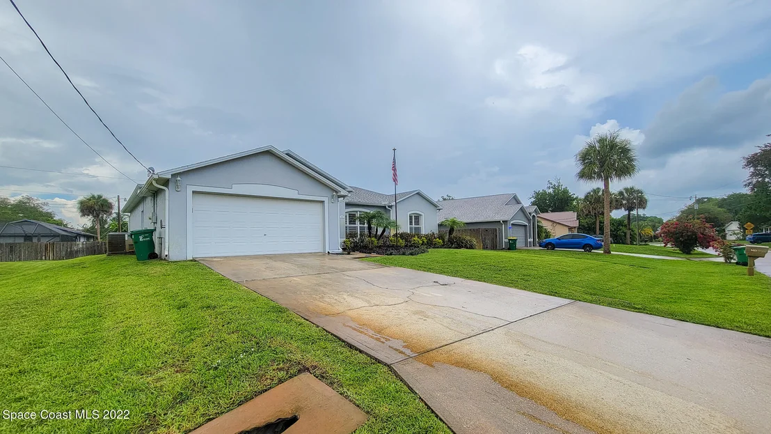 Photo of 4330 Ponds Drive