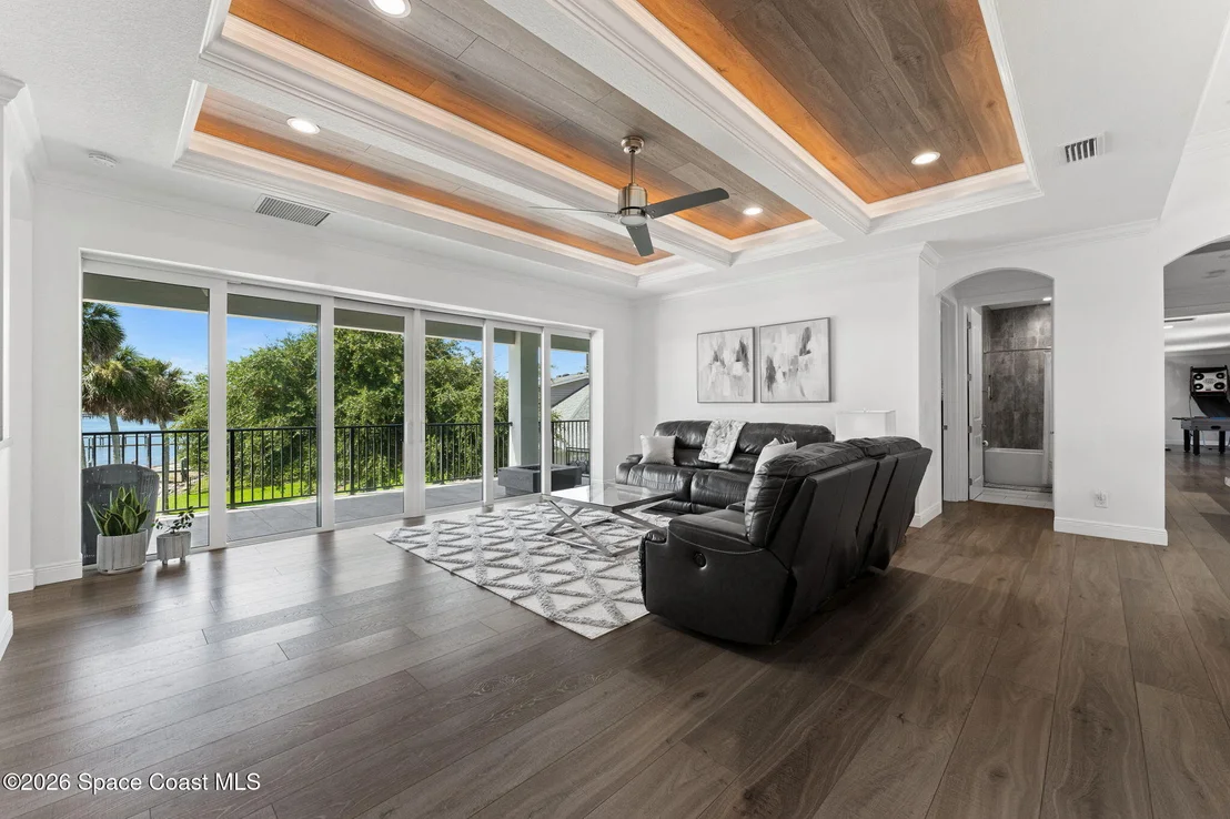 Photo of 3441 N Sylvan Lane