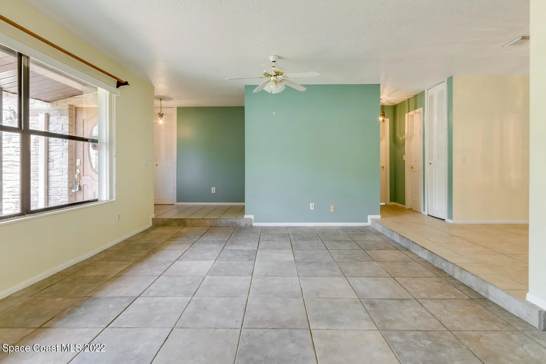 Photo of 1815 Cadillac Circle N