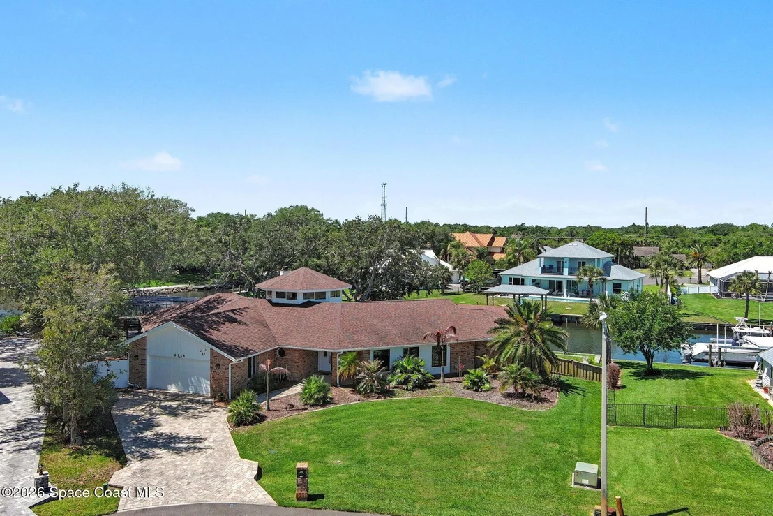 Photo of 6118 Anchor Lane