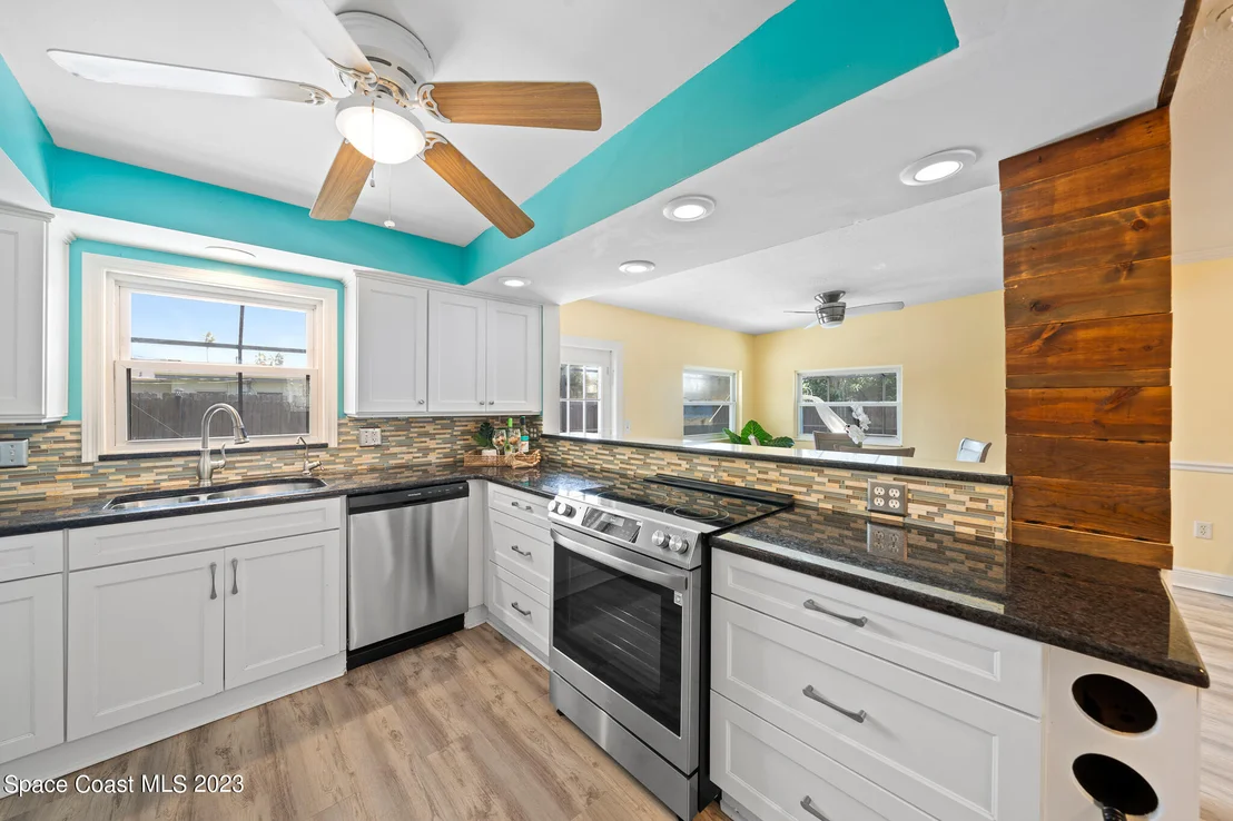Photo of 275 Cinnamon Drive