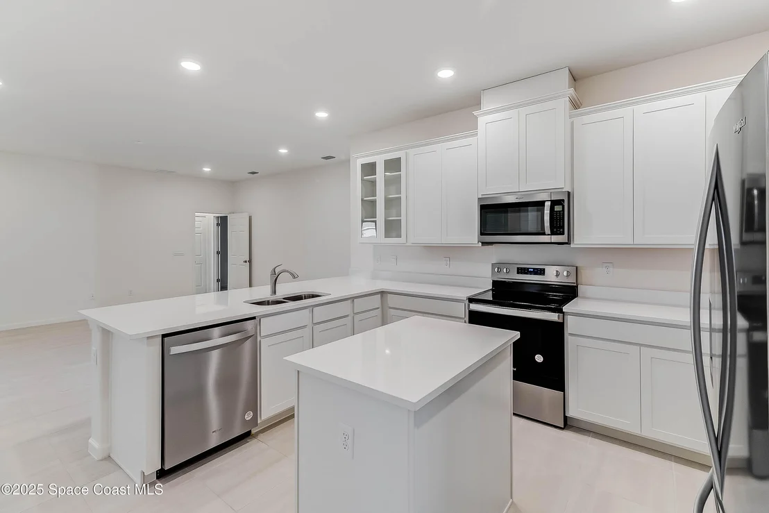 Photo of 7075 Serpentine Court