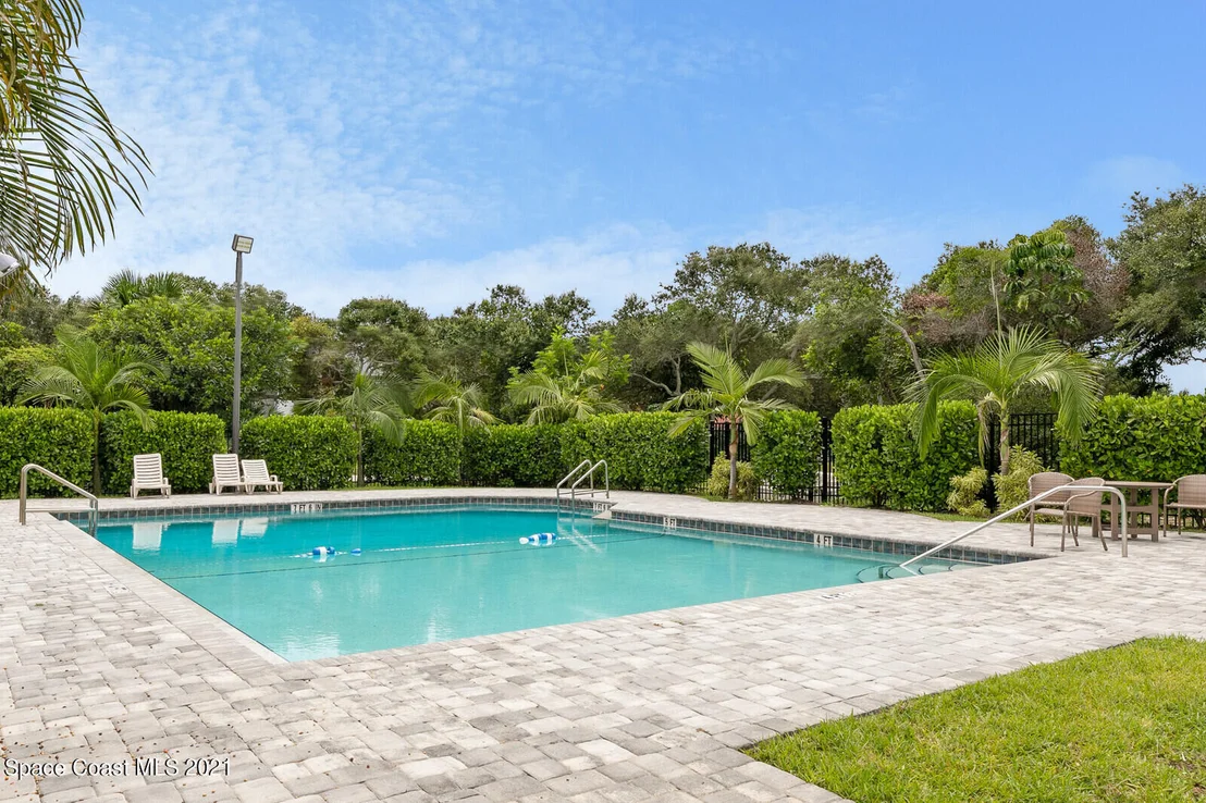 Photo of 800 Peregrine Drive