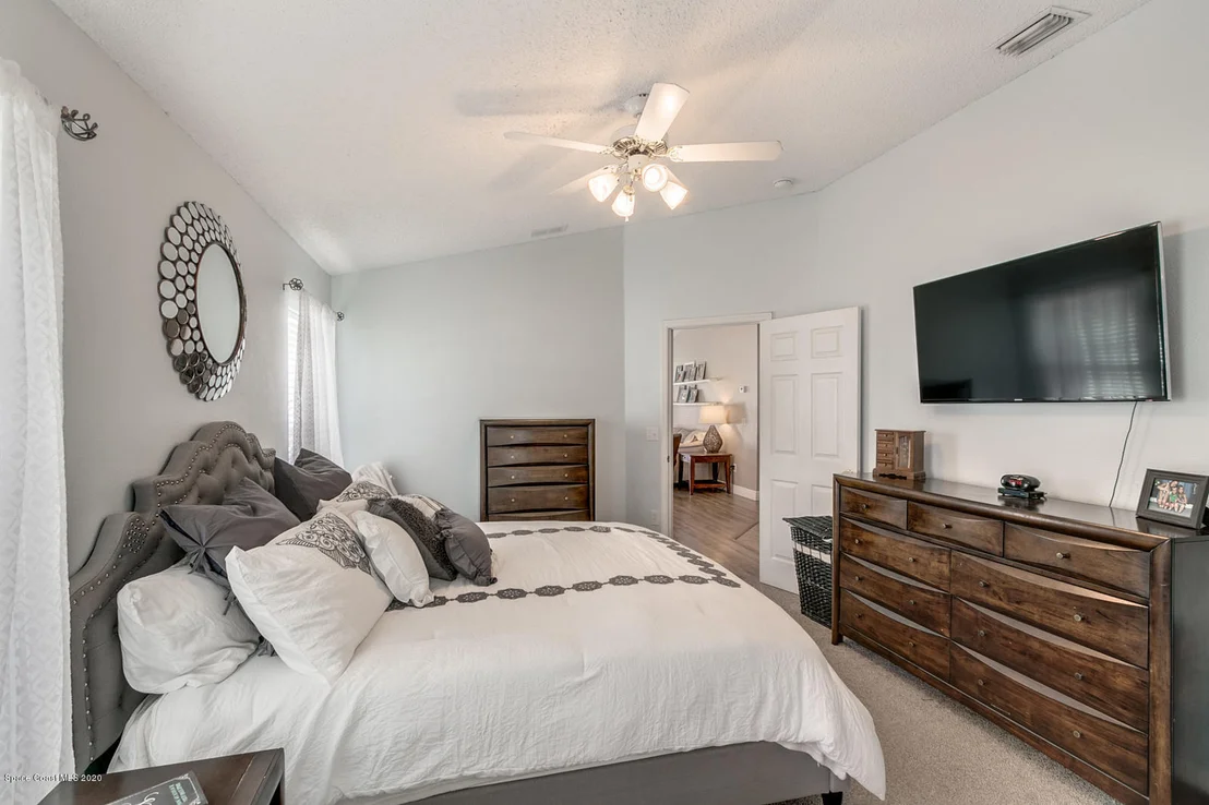 Photo of 2331 Bridgeport Circle