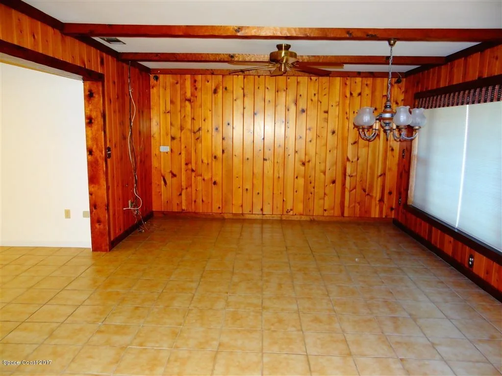 Photo of 1021 Sunswept Road NE