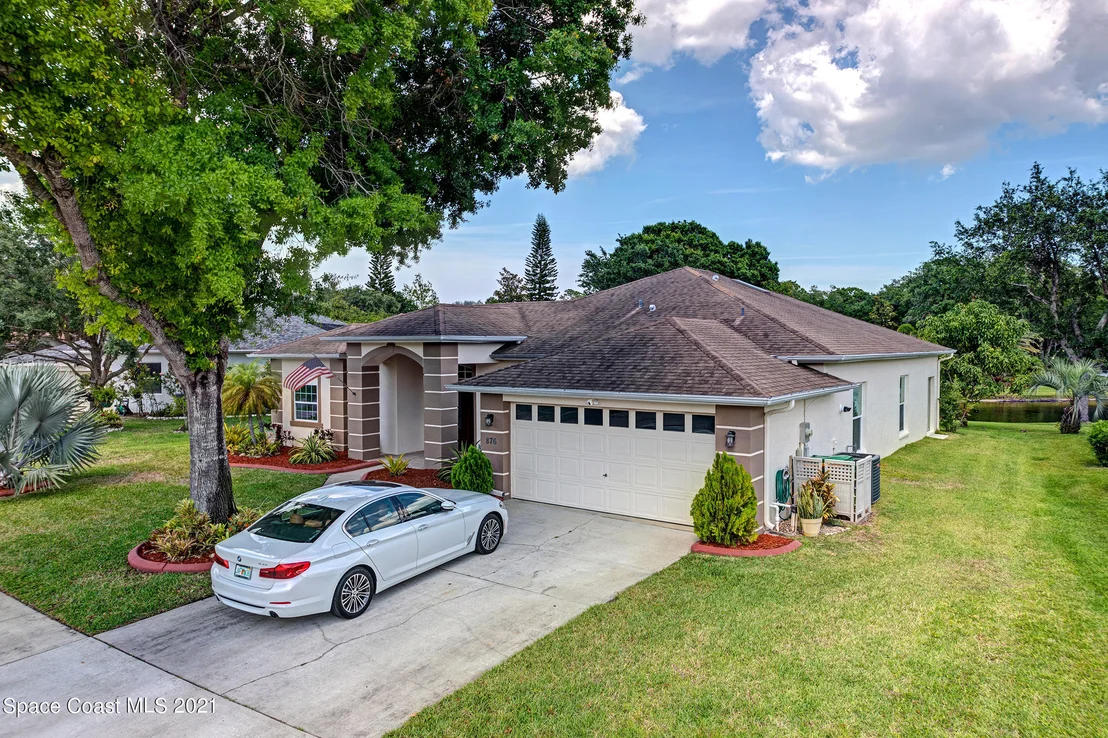 Photo of 876 Shoshone Lane