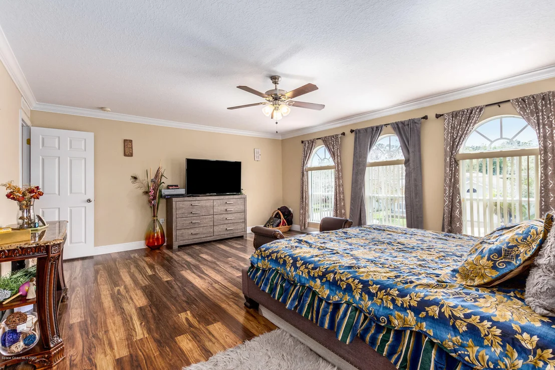 Photo of 143 Morgan Circle