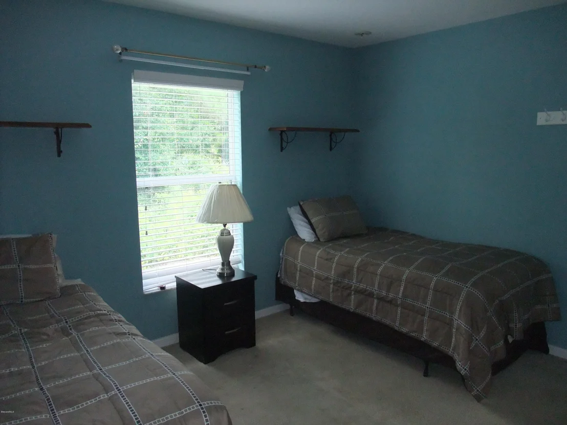 Photo of 1041 Pasadena Road SE