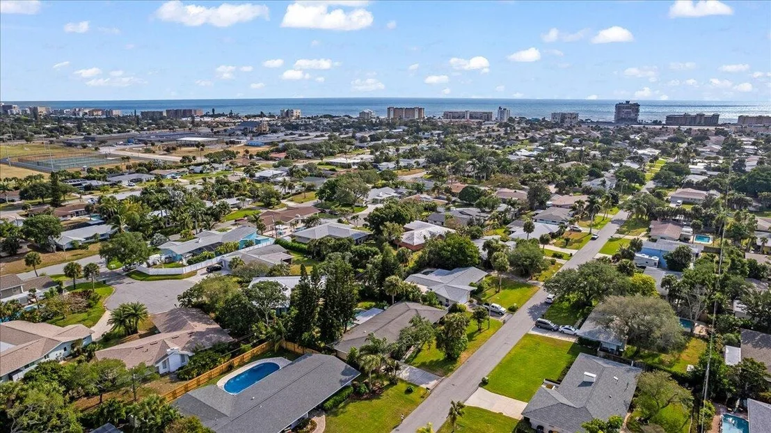 Photo of 550 Seabreeze Drive