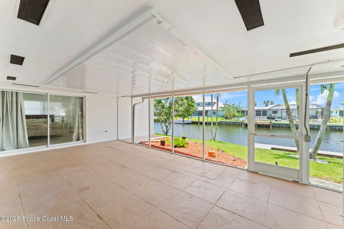 Photo of 462 Sandpiper Drive