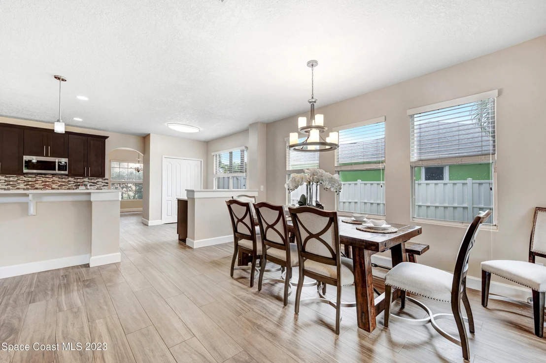 Photo of 3910 Waterford Drive