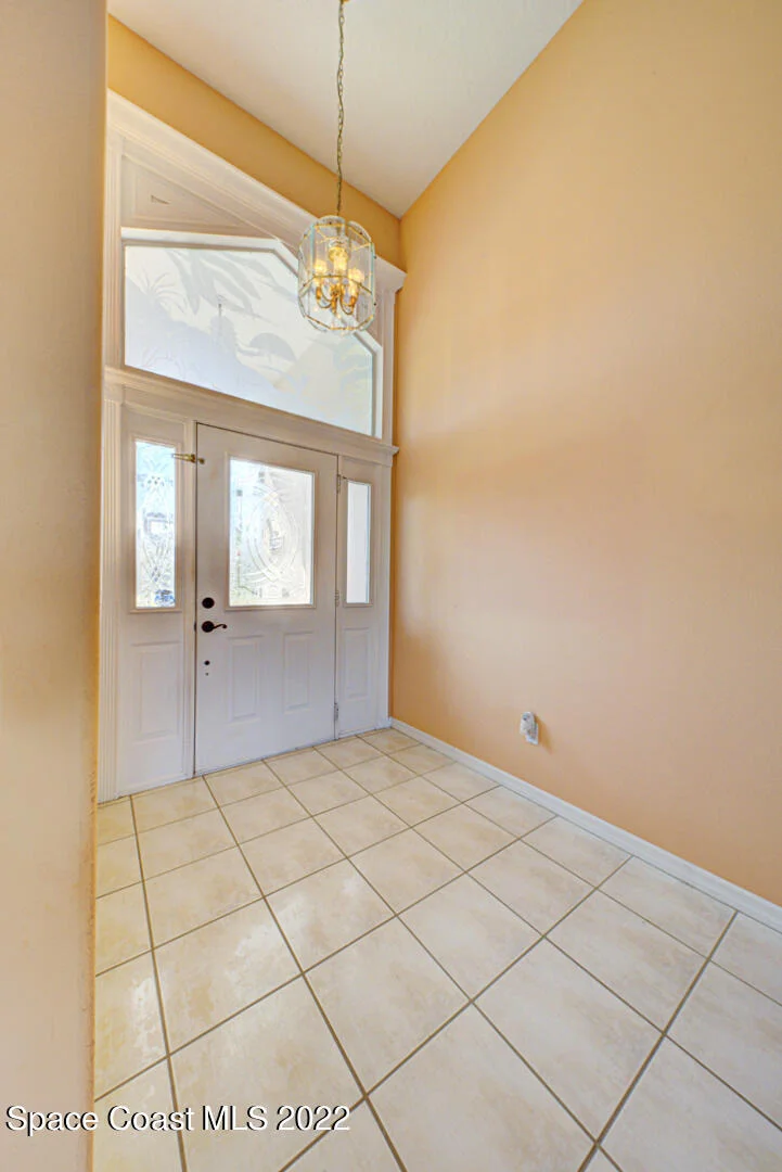 Photo of 1004 Fieldstone Drive