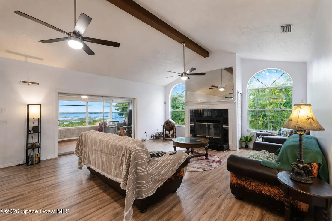 Photo of 4165 Heller Road