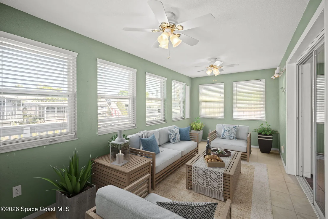 Photo of 2966 Indian River Drive NE