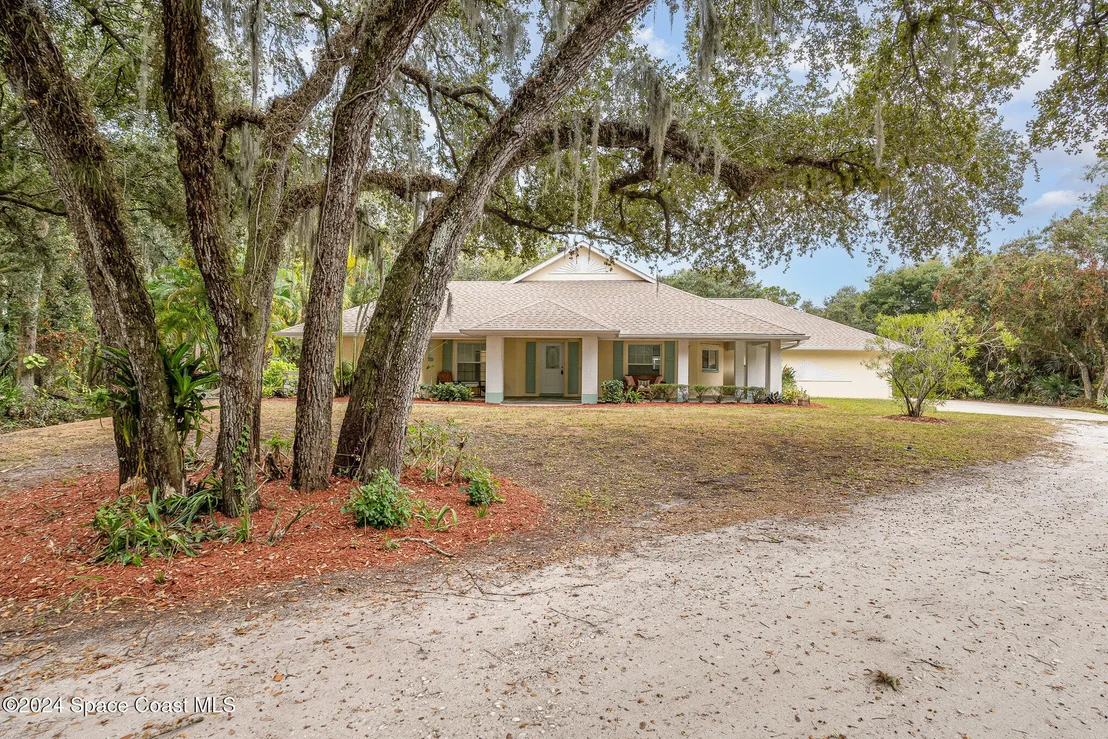 Photo of 2549 Hooper Road