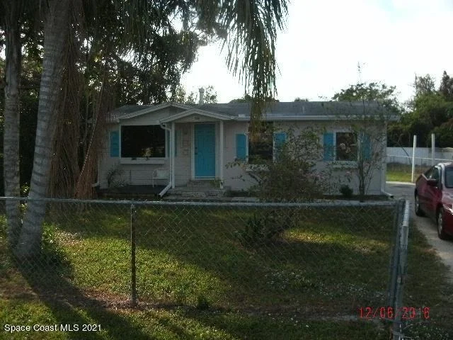 Photo of 2526 2nd Avenue NE
