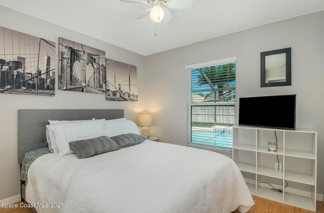 Photo of 892 Shaw Circle