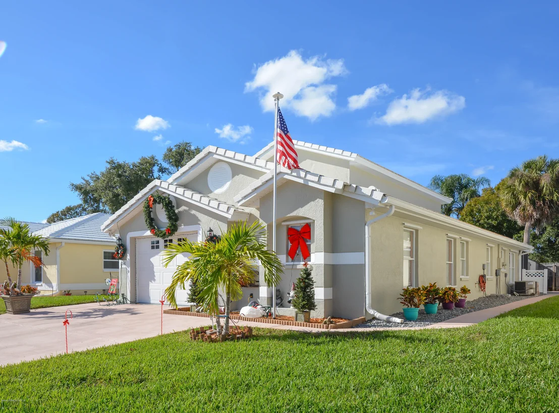 Photo of Unit 59 at 1241 Goldenrod Circle NE