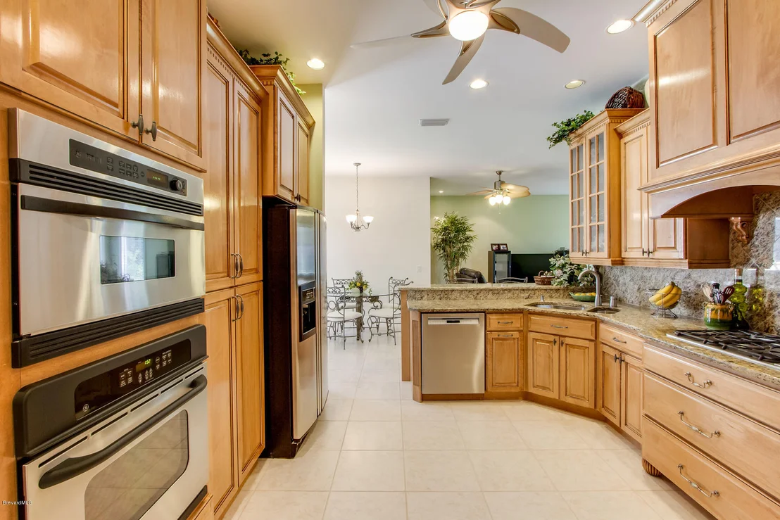Photo of 140 Utopia Circle