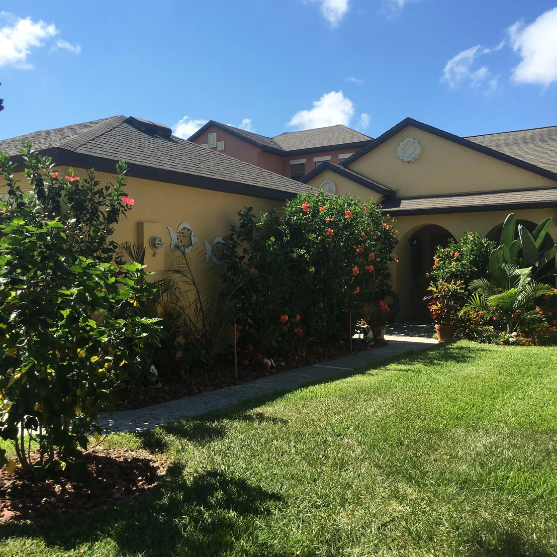Photo of Unit 105 at 975 Luminary Circle