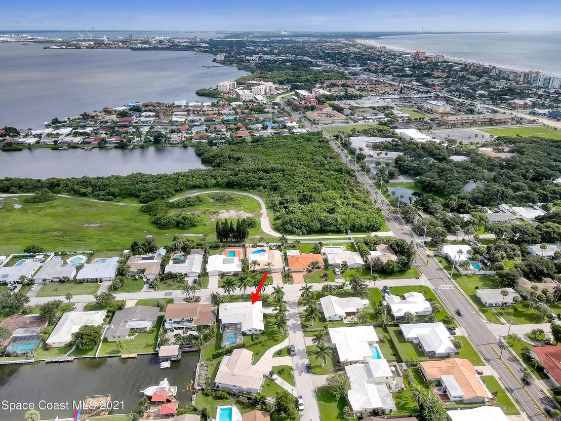 Photo of 307 Brightwaters Drive