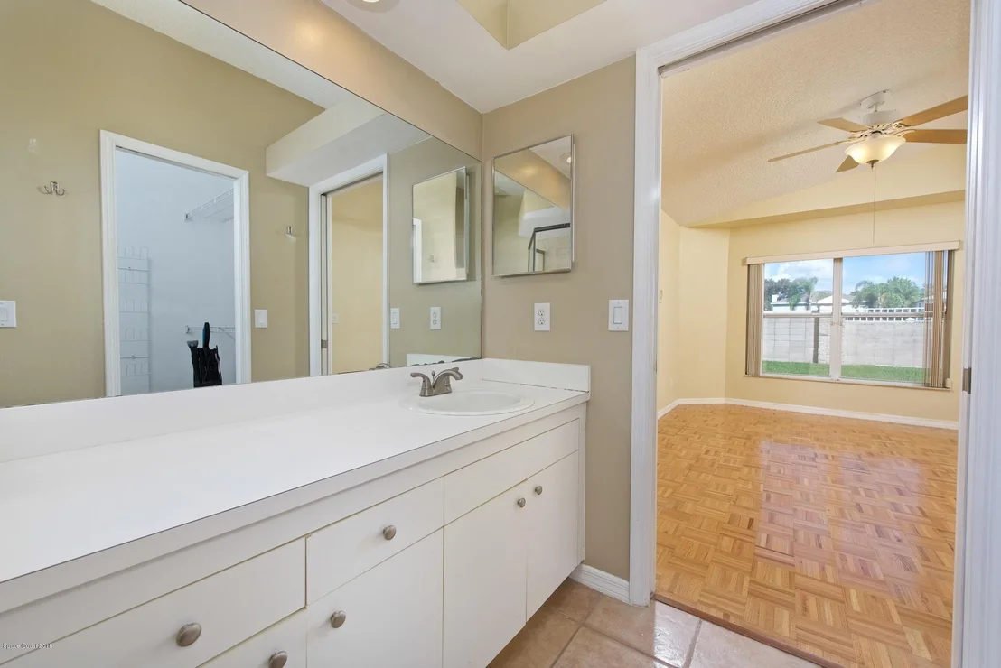 Photo of 6994 Hammock Trace Drive