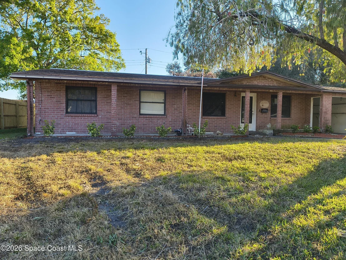 Photo of 2441 Lorna Drive