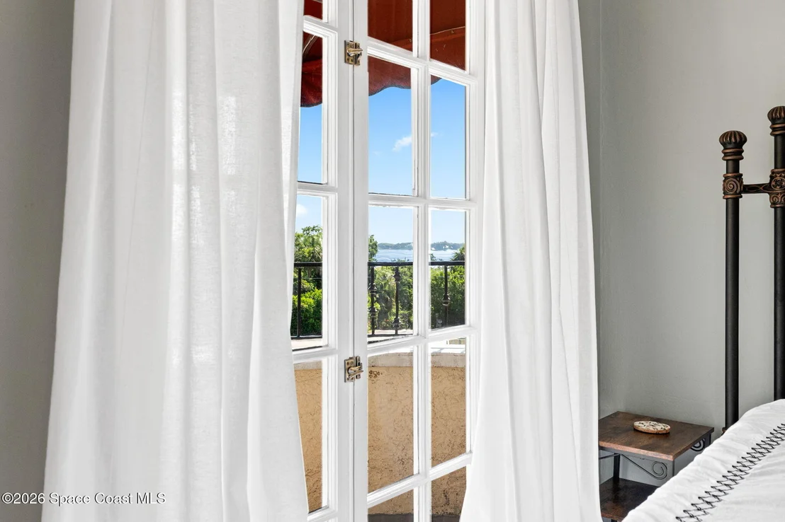 Photo of 2105 Mac Farland Drive