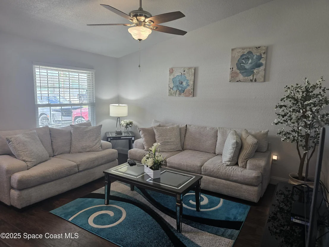 Photo of 834 Pine Shadows Avenue