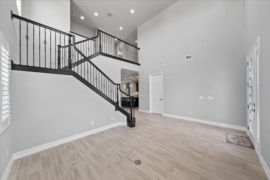 Photo of 8070 Lucent Court
