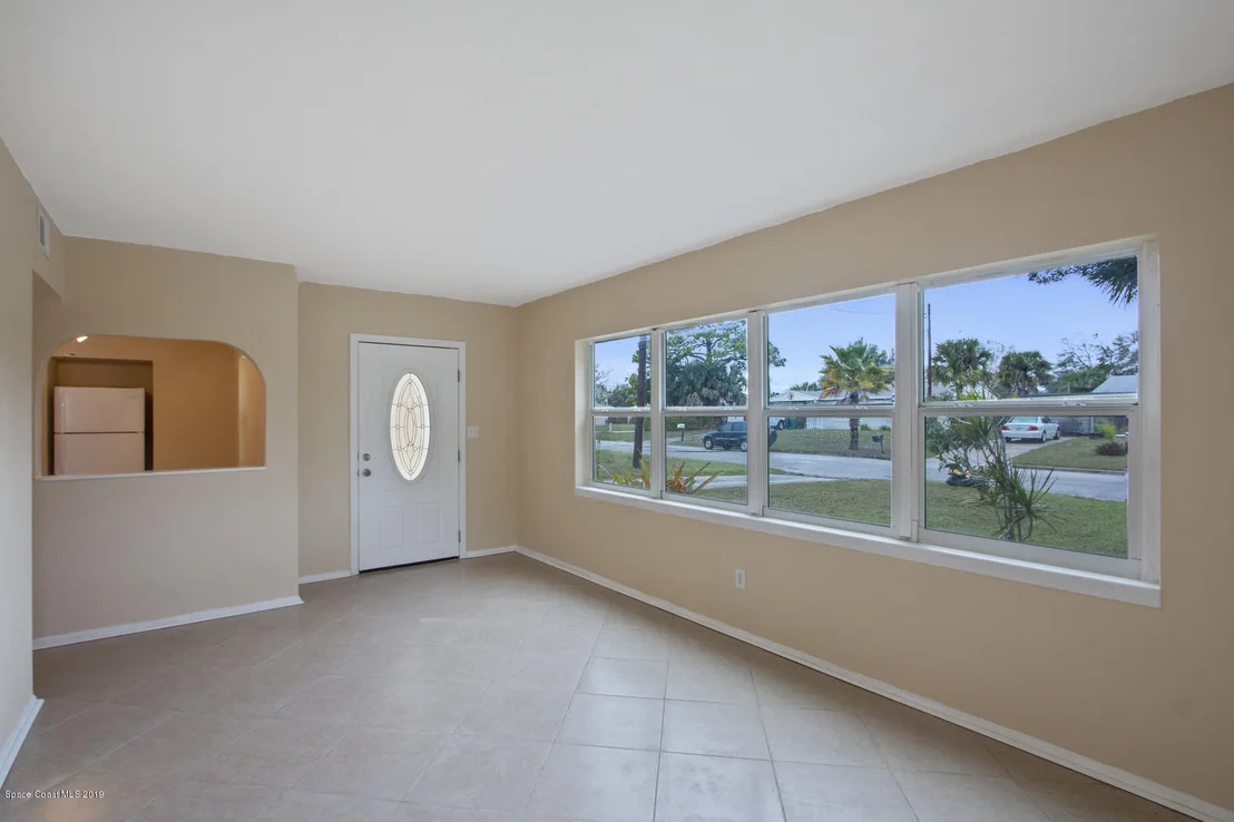 Photo of 105 Orchid Boulevard
