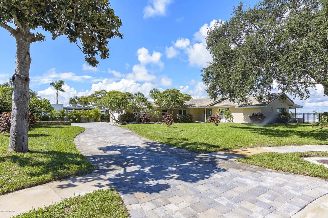Photo of 309 Sand Pine Road