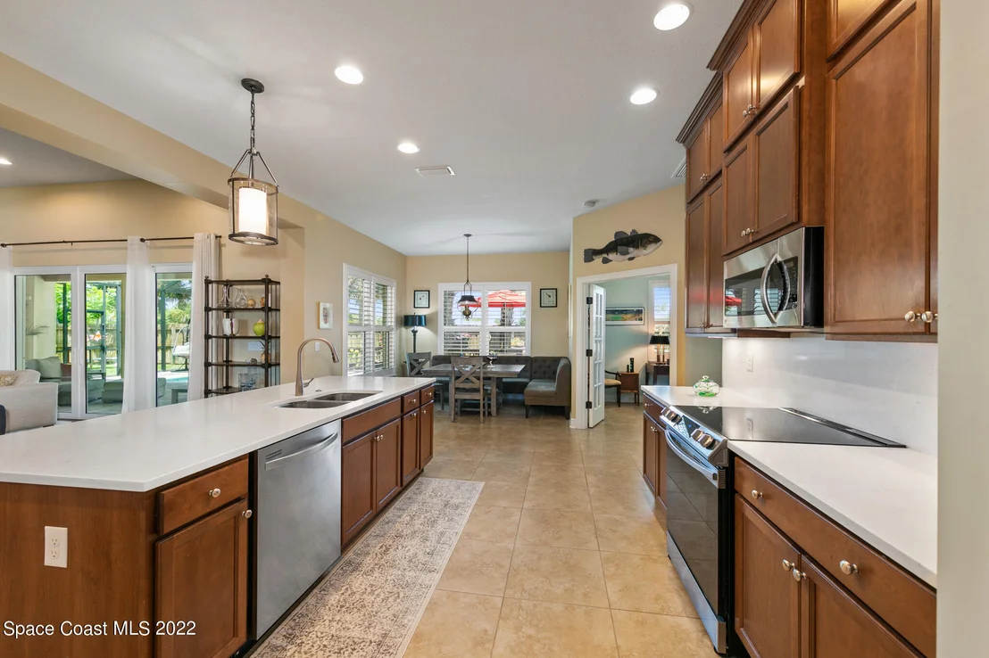 Photo of 130 7th Avenue