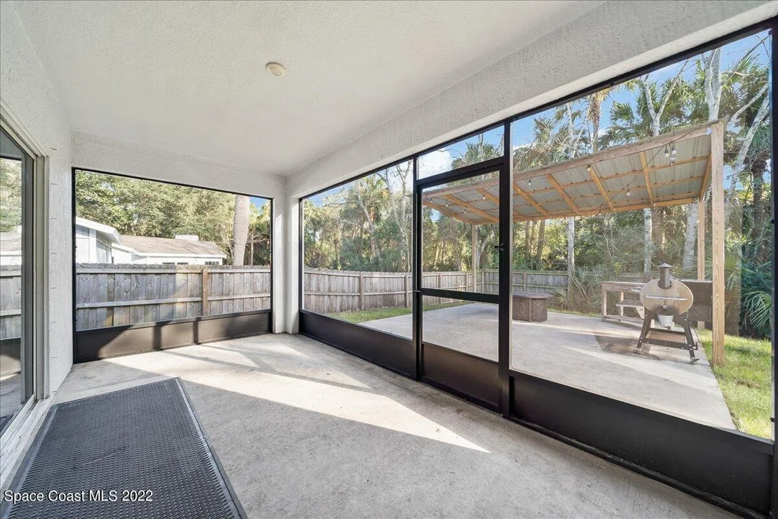 Photo of 6055 Adele Street