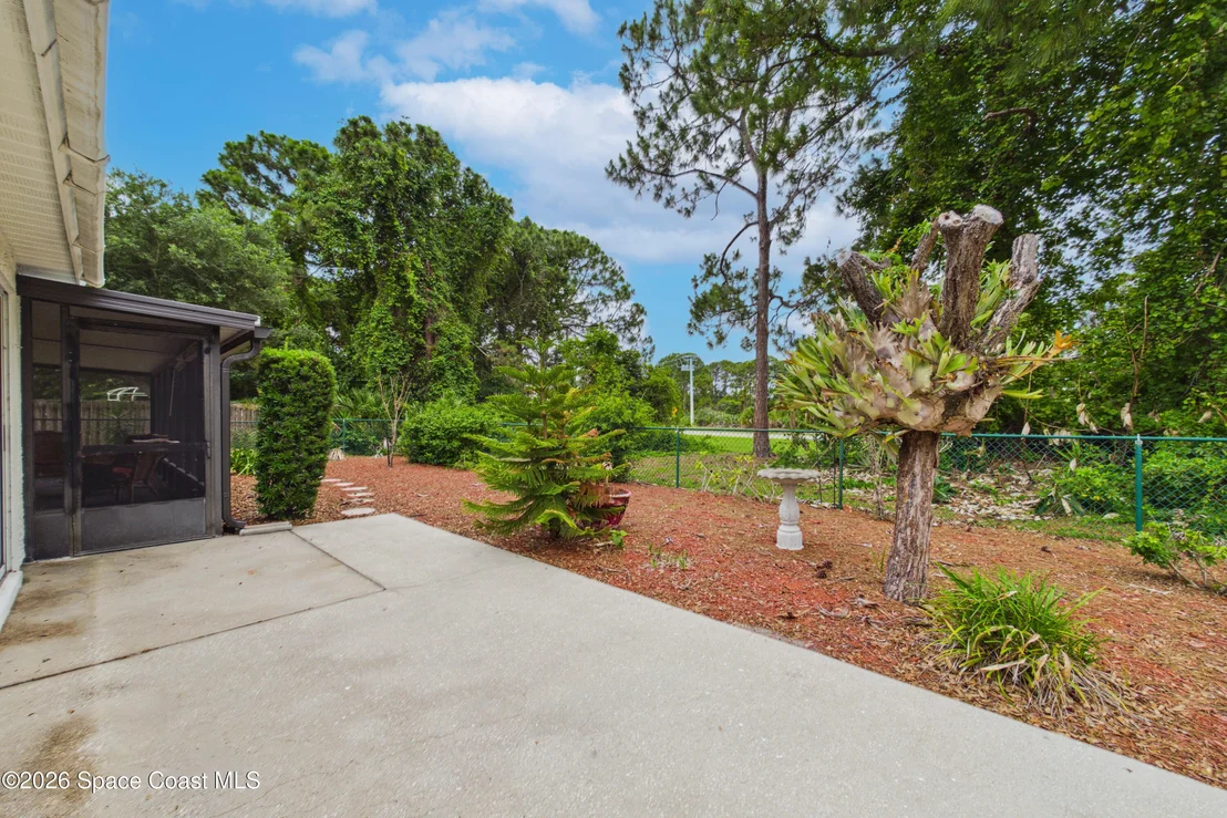 Photo of 908 Dato Way