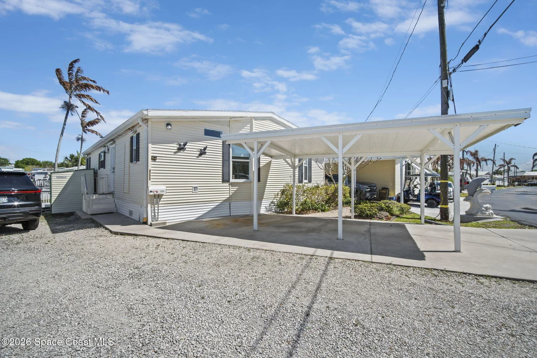 Photo of 2966 Indian River Drive NE