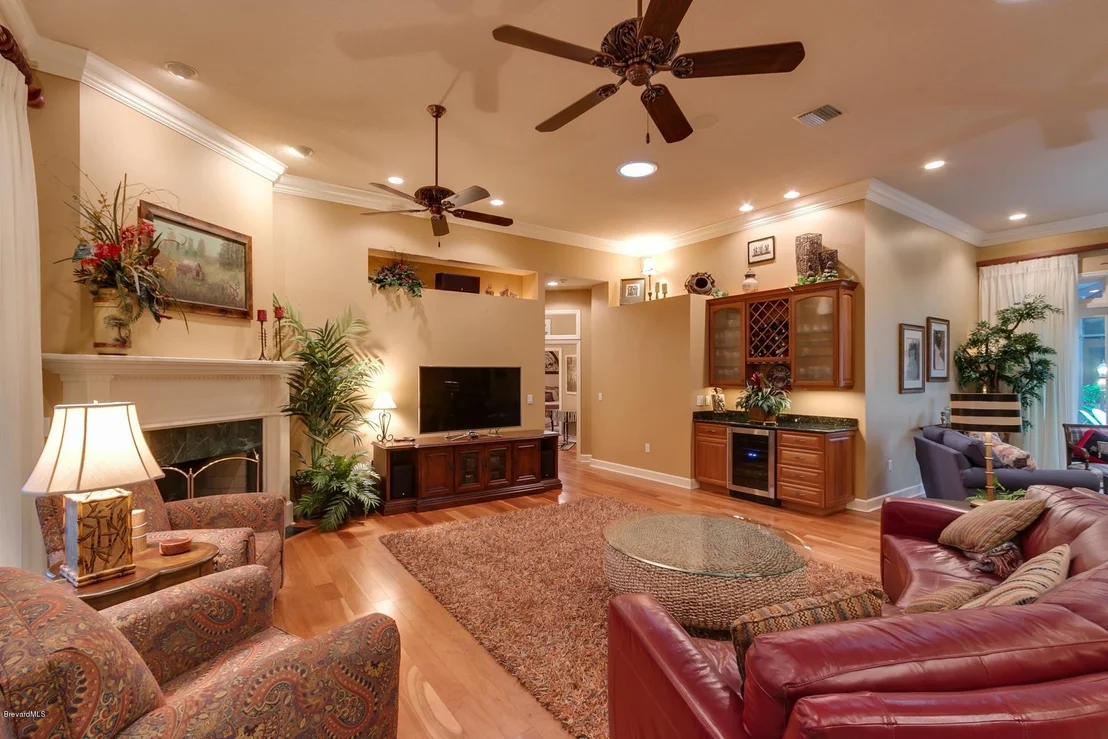 Photo of 16 Summer Place
