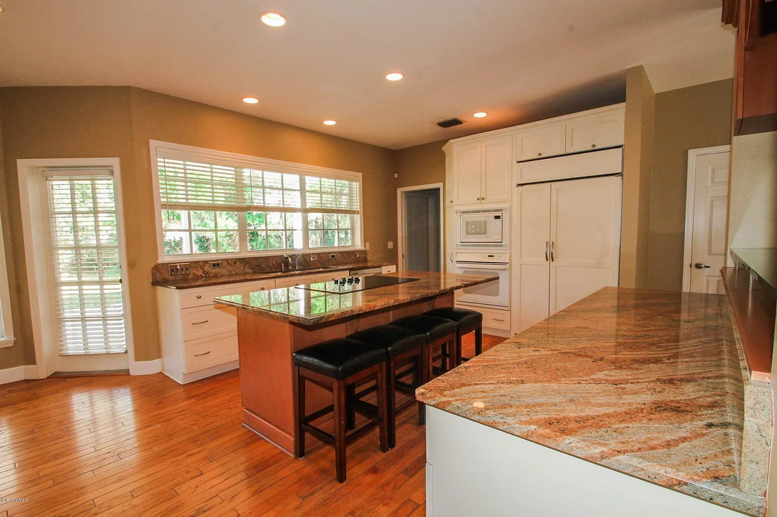 Photo of 440 Bay Point Drive