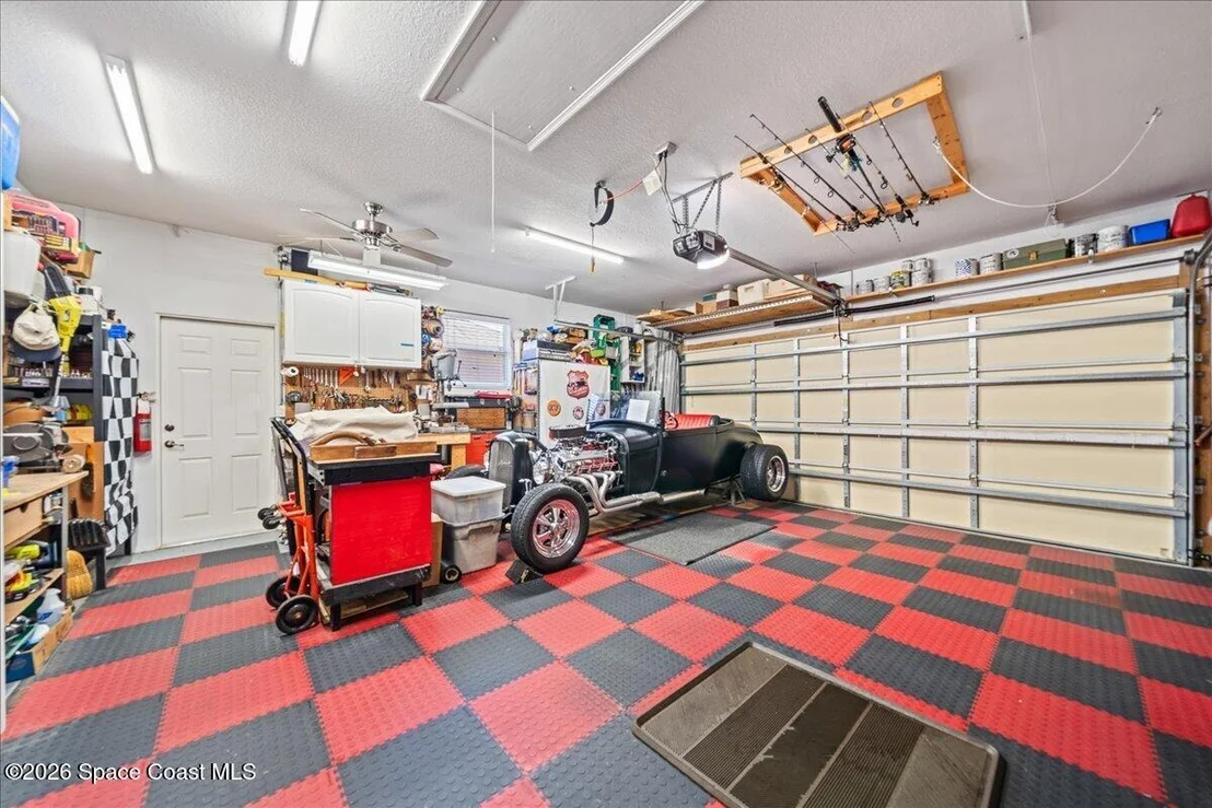 Photo of 1050 Starling Way