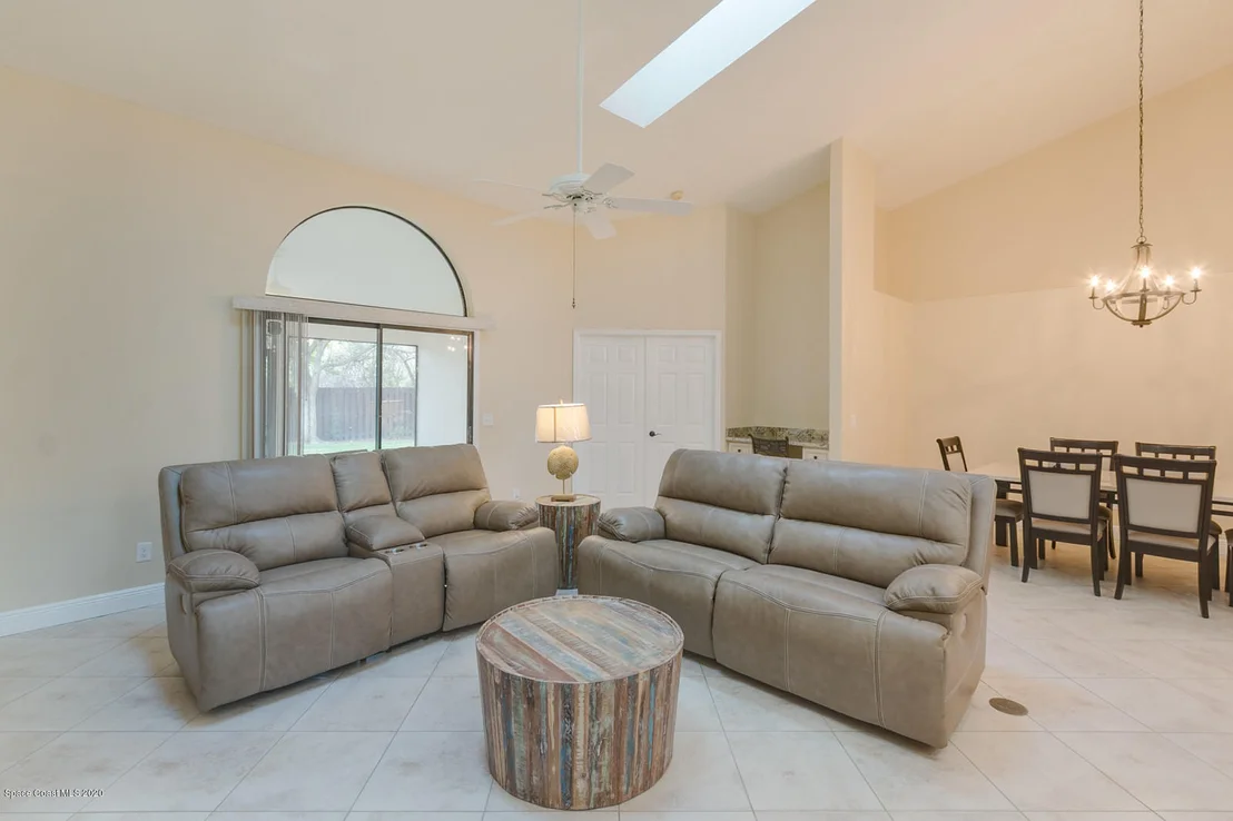 Photo of 1009 Osprey Drive