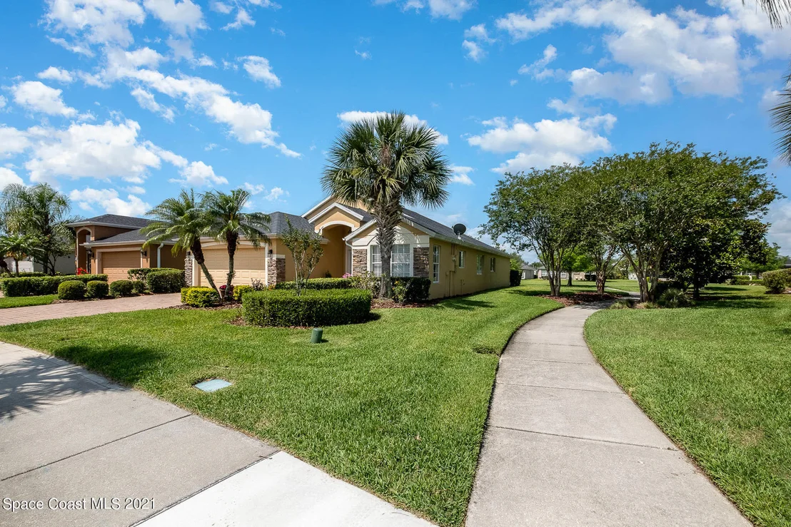 Photo of 6914 Renshaw Drive