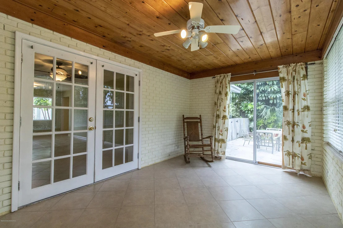 Photo of 1127 Pine Tree Drive