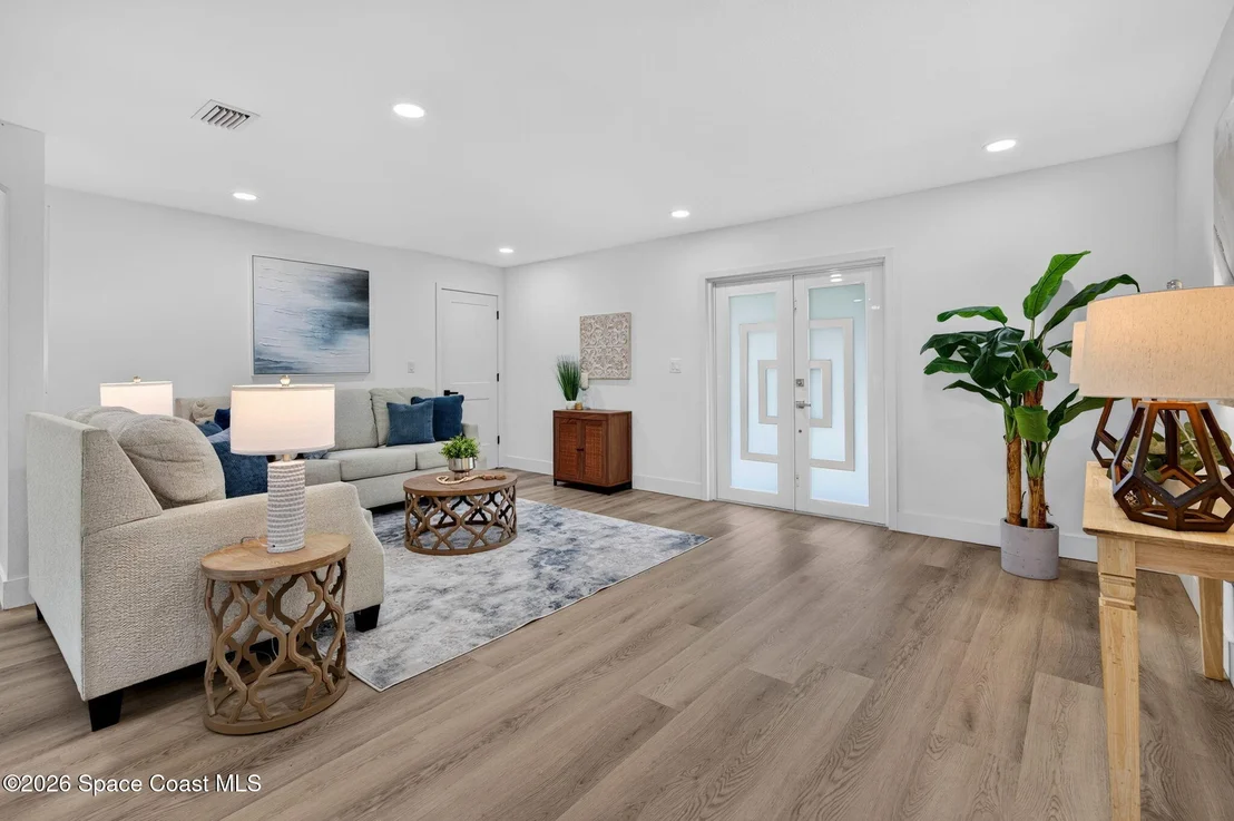 Photo of 3480 Milwaukee Avenue