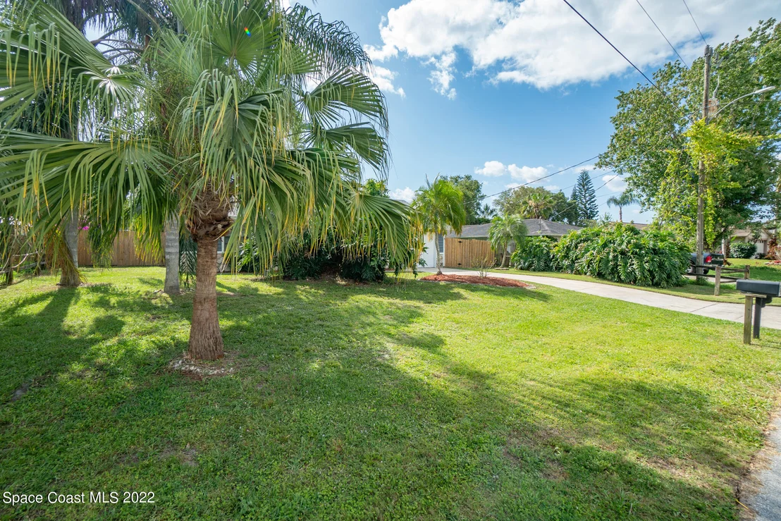 Photo of 6155 Corning Road