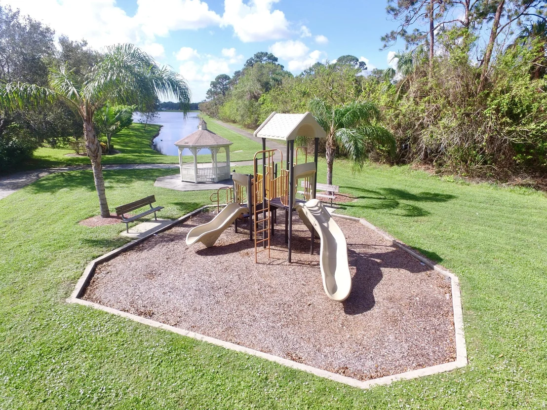 Photo of 1453 Crane Creek Boulevard