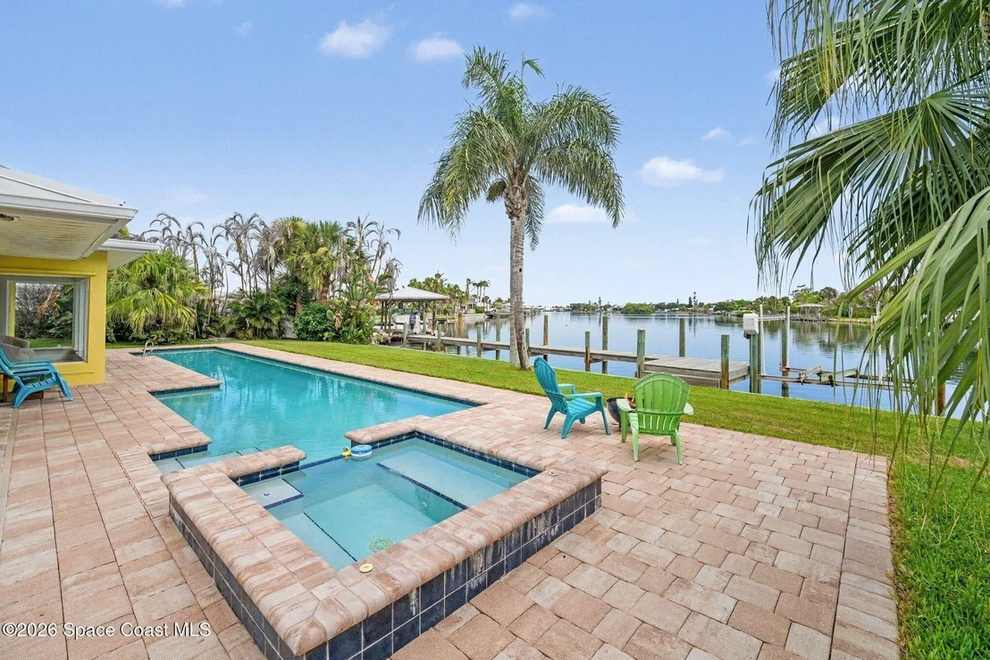 Photo of 1540 Bay Shore Drive