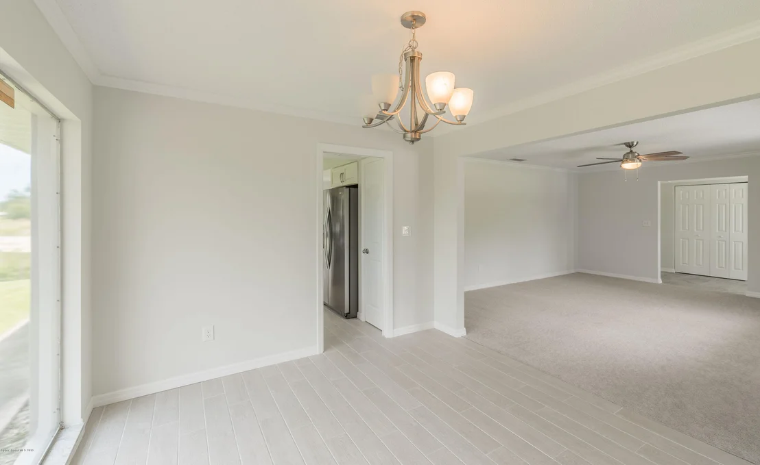 Photo of 1449 Meadowbrook Road NE