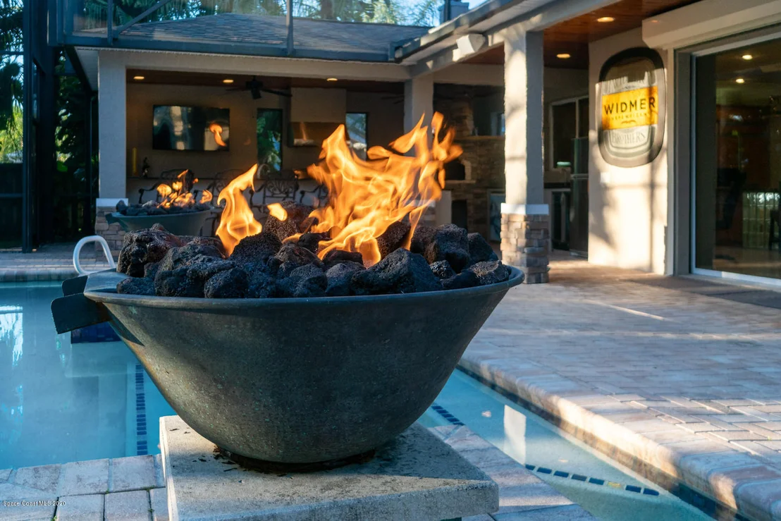 Photo of 5905 Newbury Circle